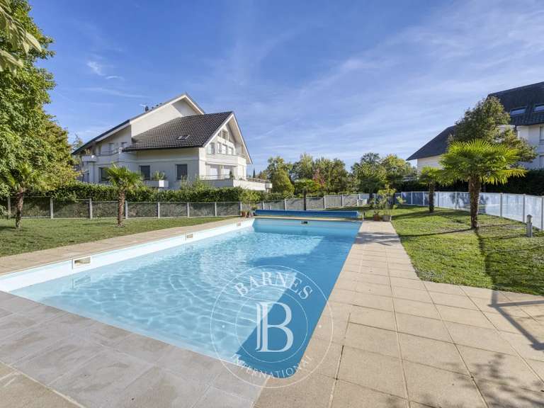 Appartement Divonne-les-Bains - 2 chambres - 97m²