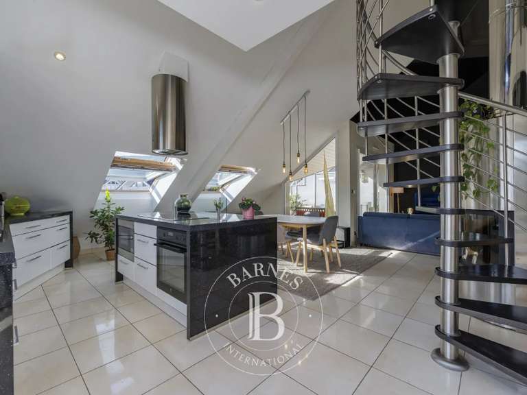Appartement Divonne-les-Bains - 2 chambres - 97m²