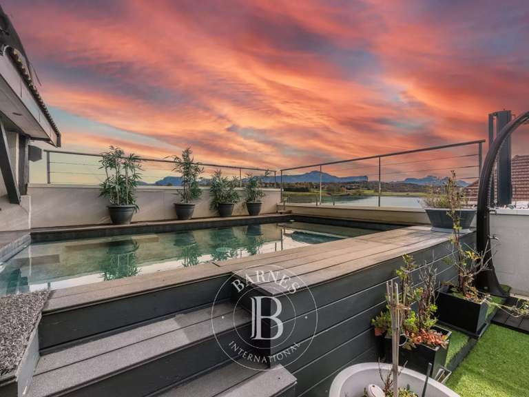 Apartment Annecy - 4 bedrooms - 285m²