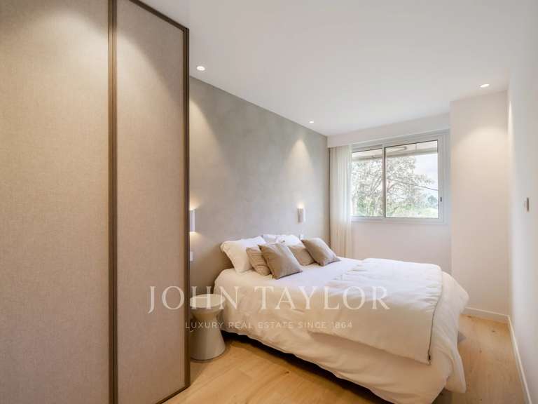 Apartment Vallauris - 2 bedrooms - 75m²