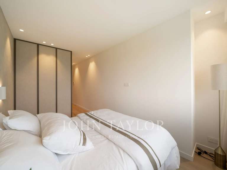Apartment Vallauris - 2 bedrooms - 75m²