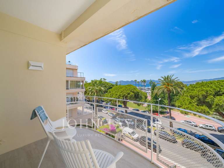 Apartment with Sea view Cannes - 2 bedrooms - 82m²