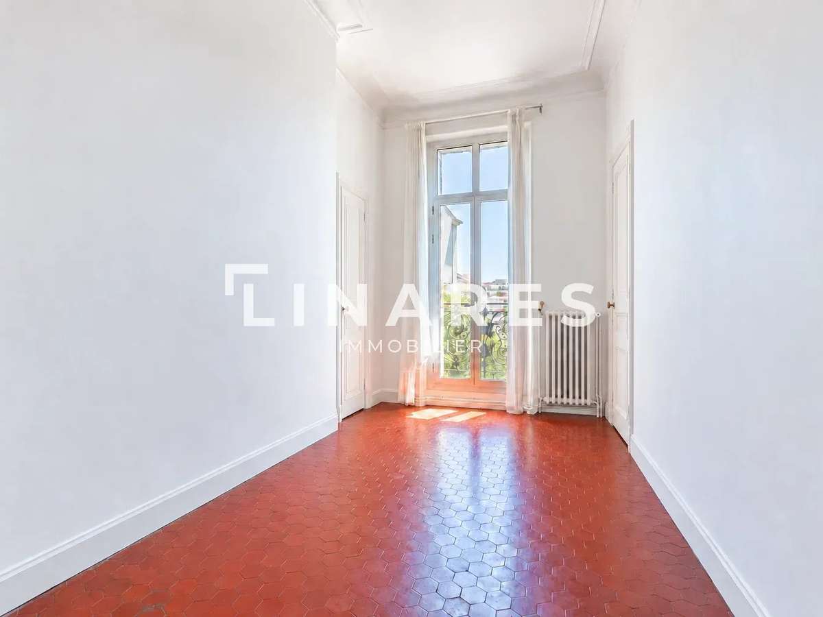 Apartment Marseille 8e