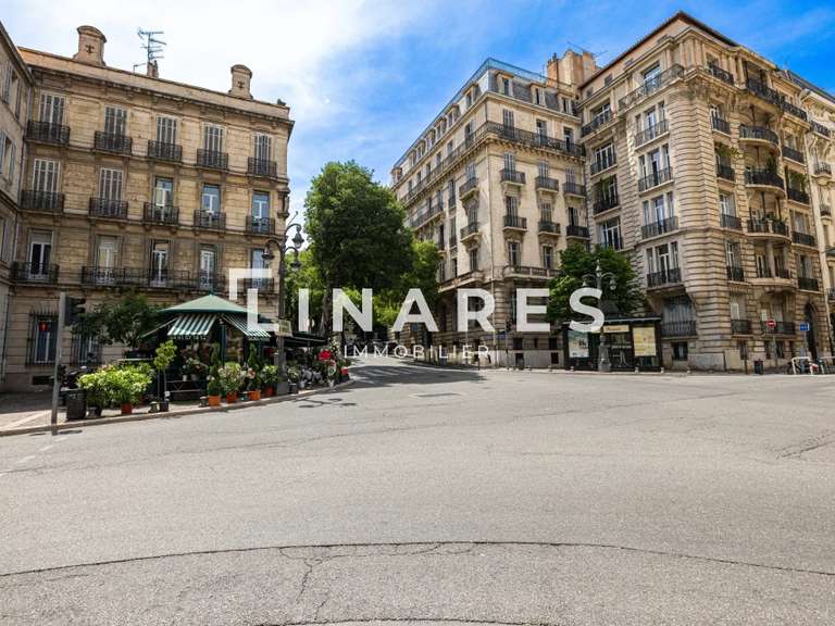 Apartment Marseille 8e - 3 bedrooms - 166m²