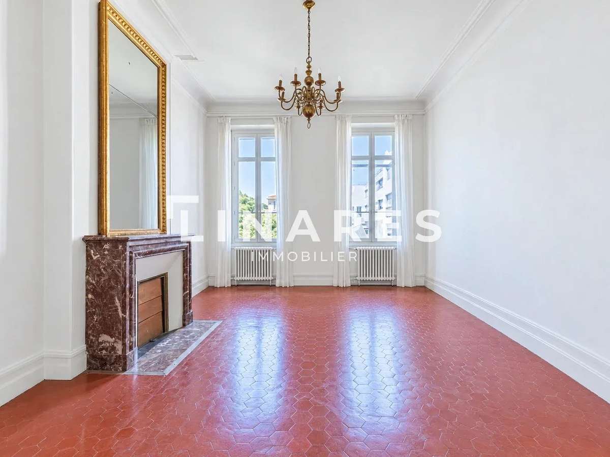Apartment Marseille 8e