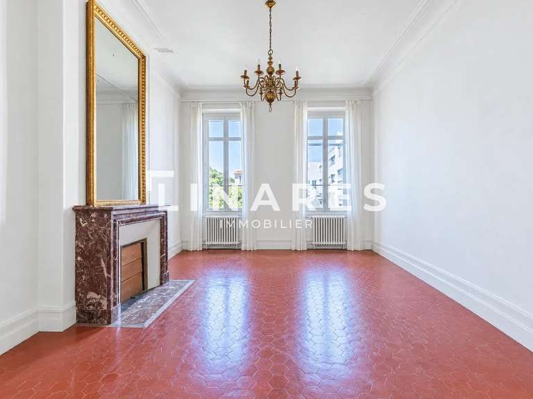 Apartment Marseille 8e - 3 bedrooms - 166m²