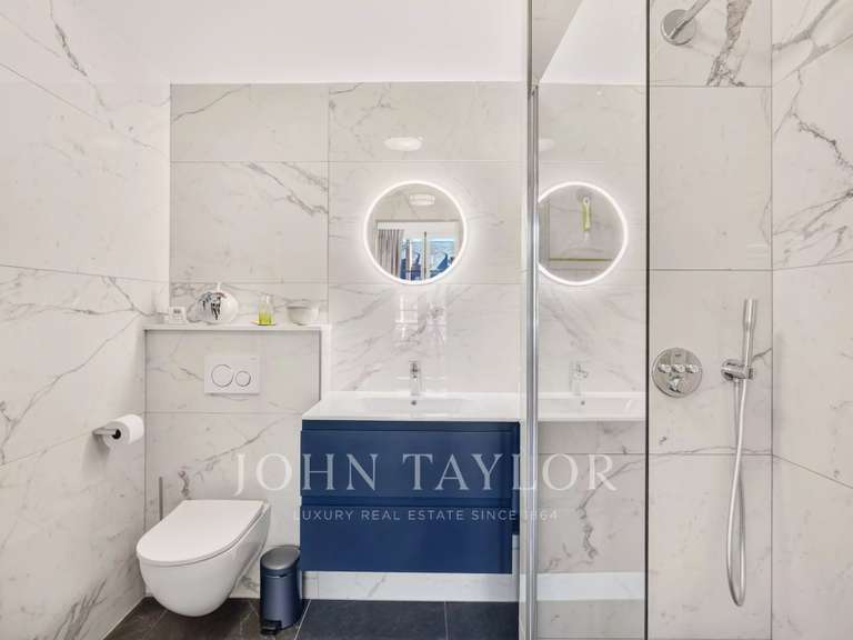 Appartement Paris 6e - 2 chambres - 91m²