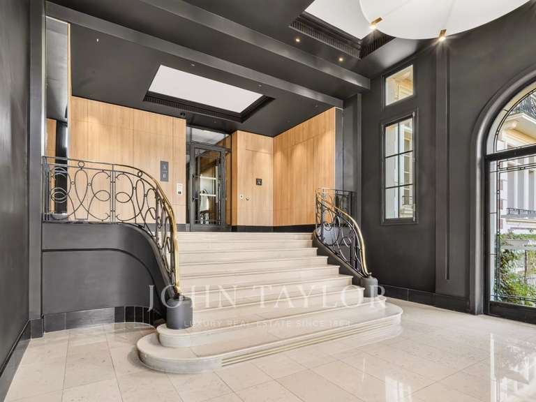 Appartement Paris 6e - 2 chambres - 91m²