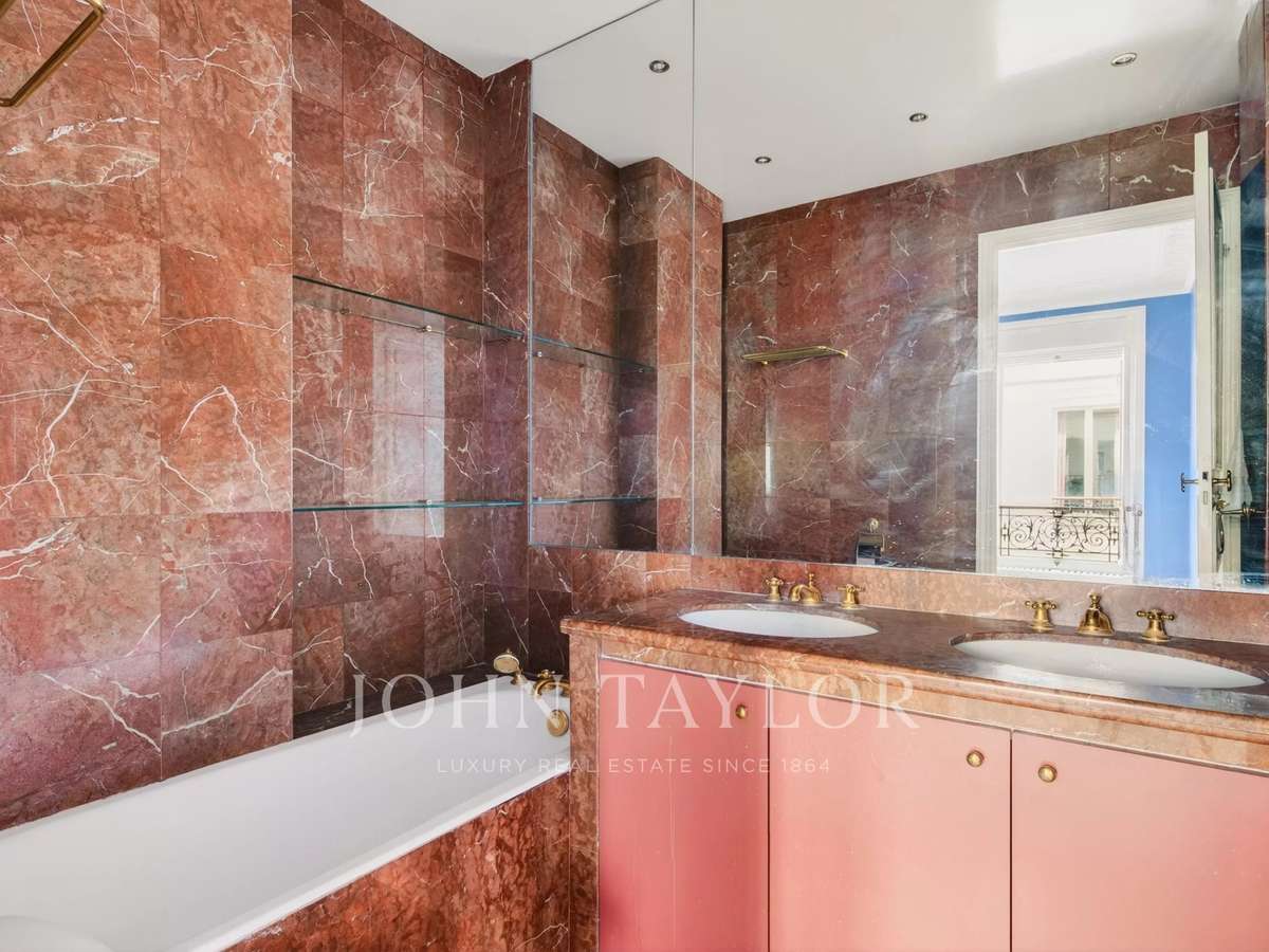 Apartment Paris 4e