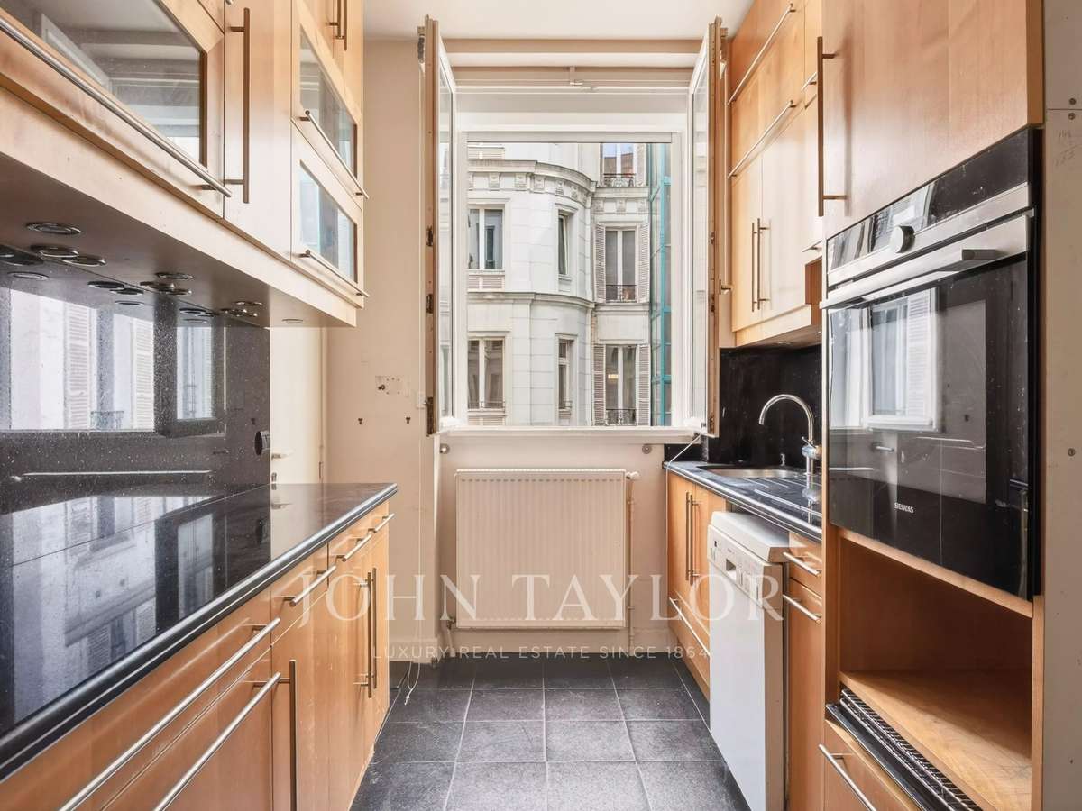 Apartment Paris 4e