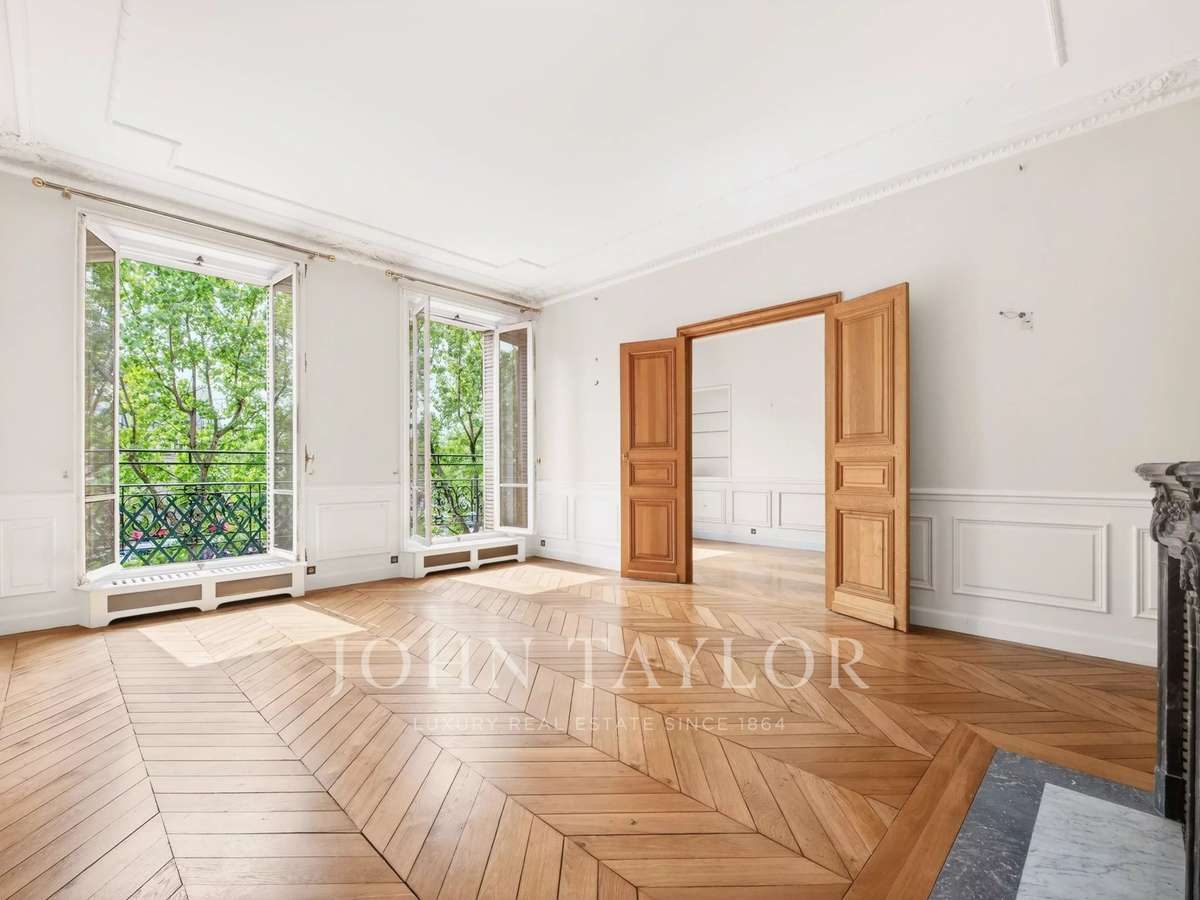 Apartment Paris 4e