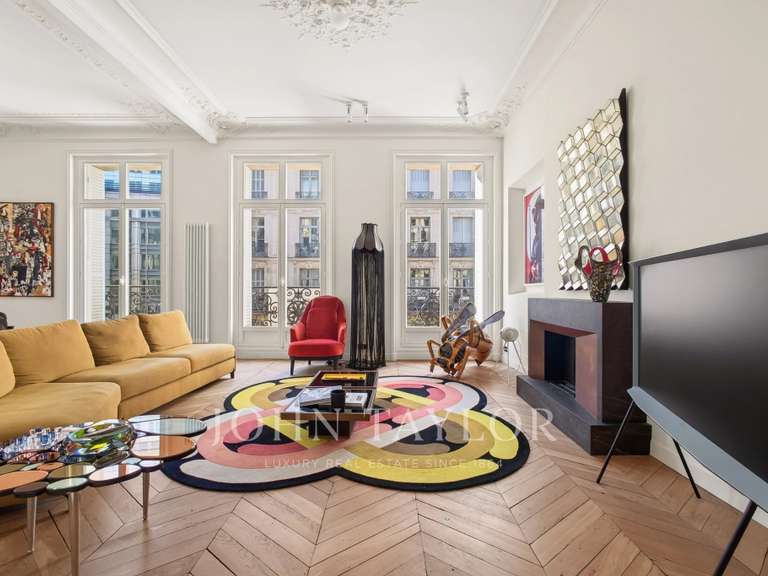 Appartement Paris 2e - 2 chambres - 103m²