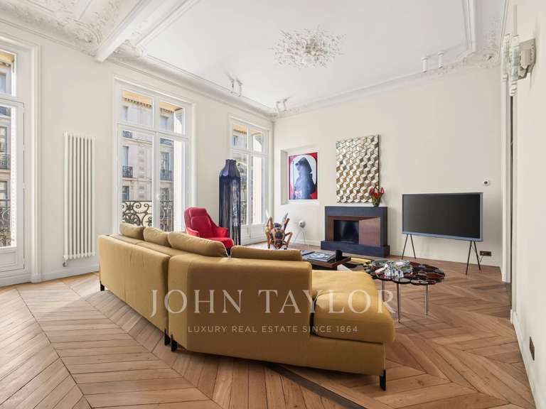 Appartement Paris 2e - 2 chambres - 103m²