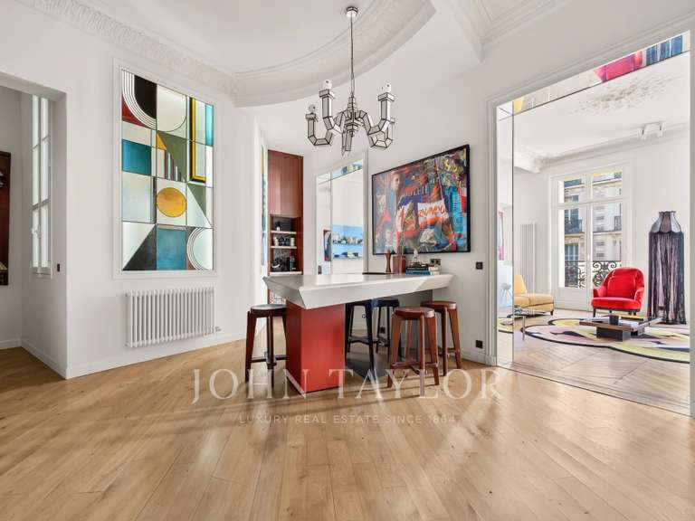 Appartement Paris 2e - 2 chambres - 103m²