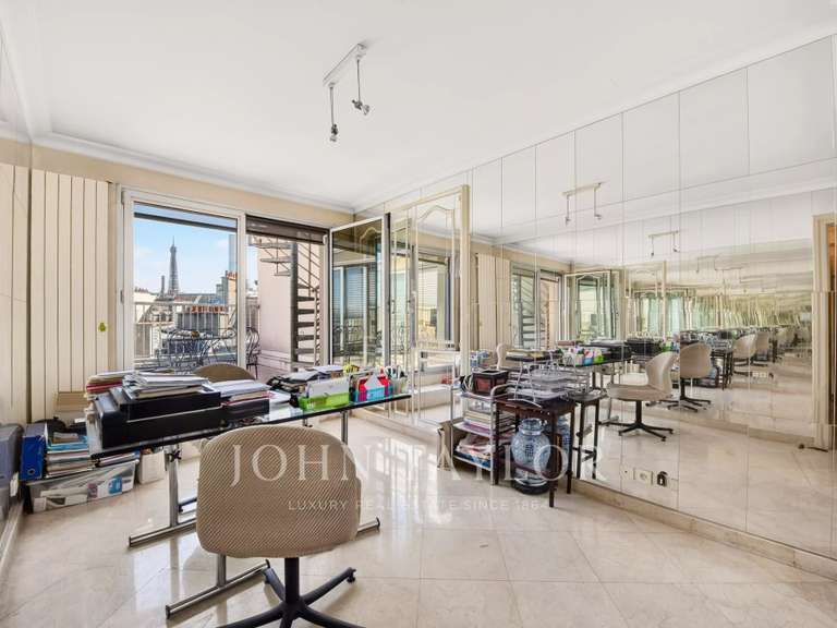 Appartement Paris 16e - 3 chambres - 138m²
