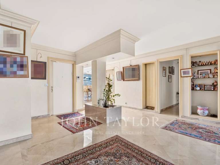 Appartement Paris 16e - 3 chambres - 138m²