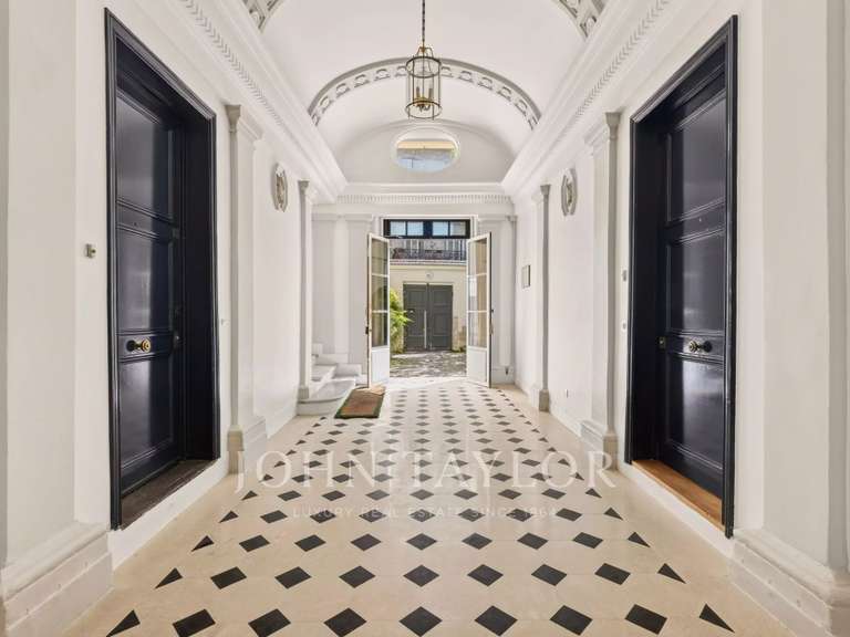 Appartement Paris 4e - 5 chambres - 288m²