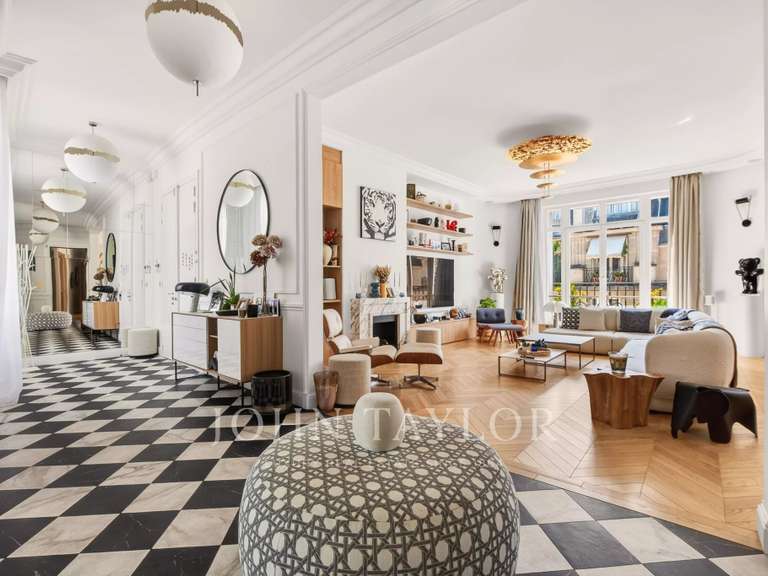 Appartement Paris 16e - 5 chambres - 329m²