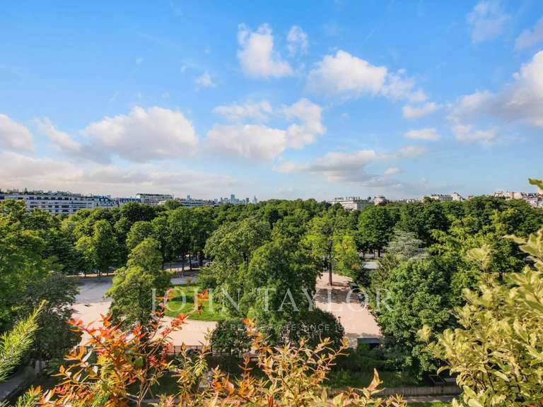Appartement Paris 16e - 5 chambres - 329m²