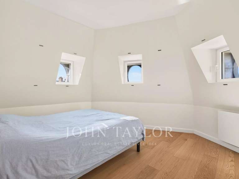 Appartement Paris 1er - 3 chambres - 115m²