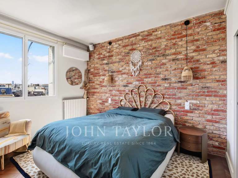 Appartement Paris 9e - 2 chambres - 83m²