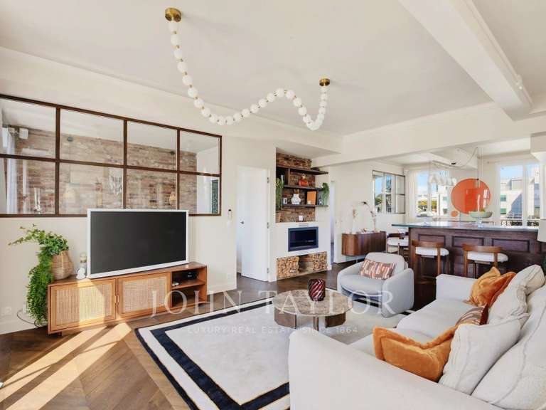 Appartement Paris 9e - 2 chambres - 83m²