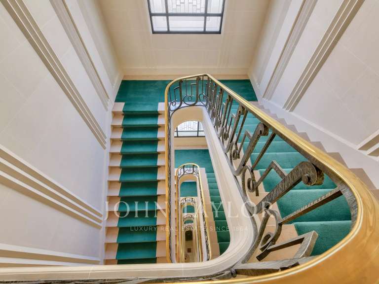 Appartement Paris 16e - 5 chambres - 367m²