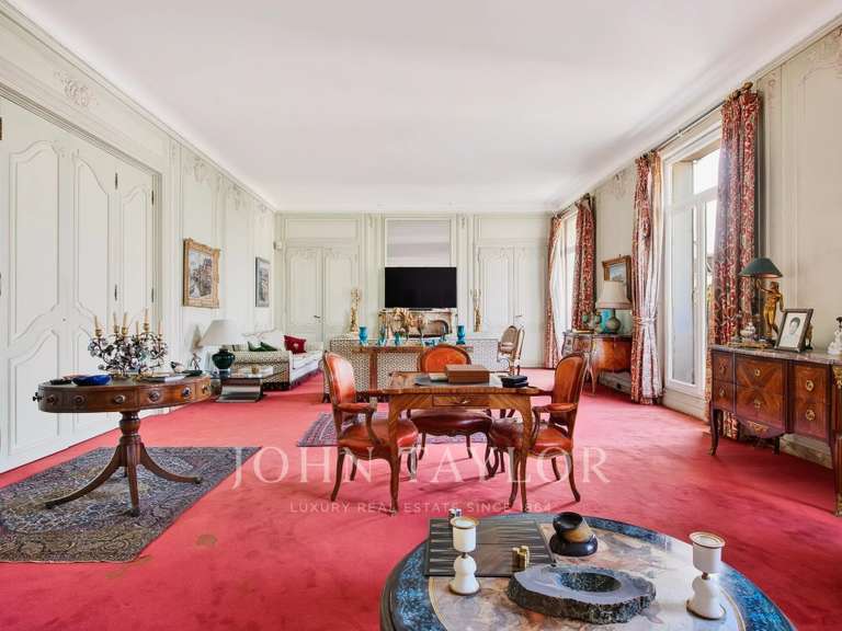 Appartement Paris 16e - 5 chambres - 367m²