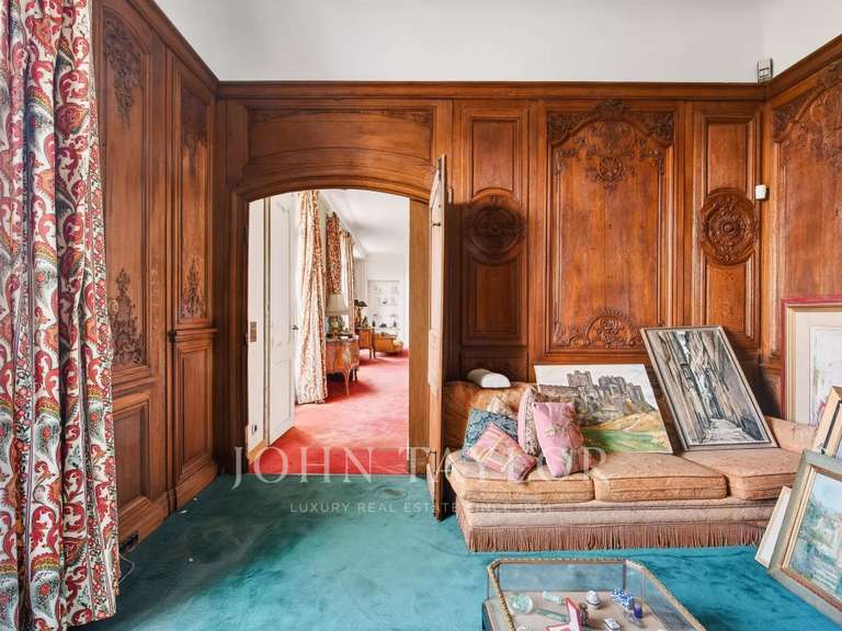 Appartement Paris 16e - 5 chambres - 367m²