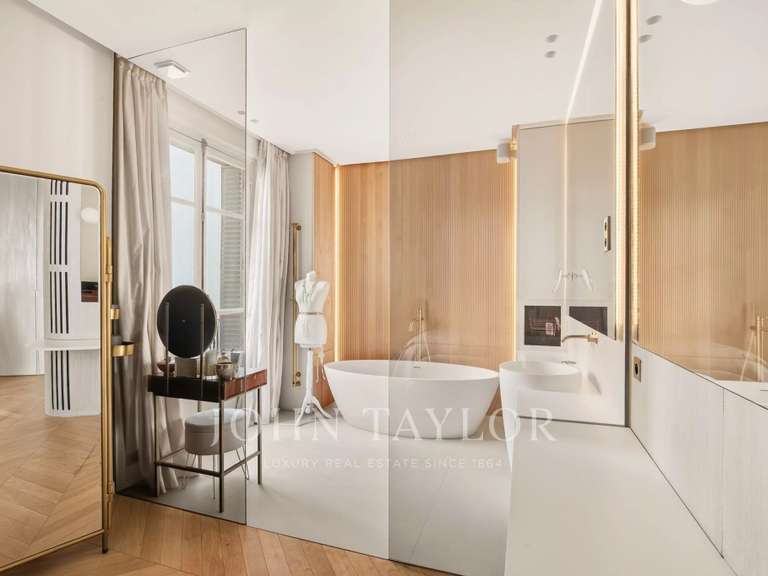 Appartement Paris 7e - 3 chambres - 190m²