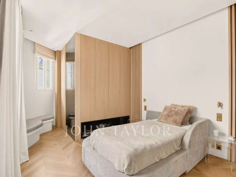 Appartement Paris 7e - 3 chambres - 190m²