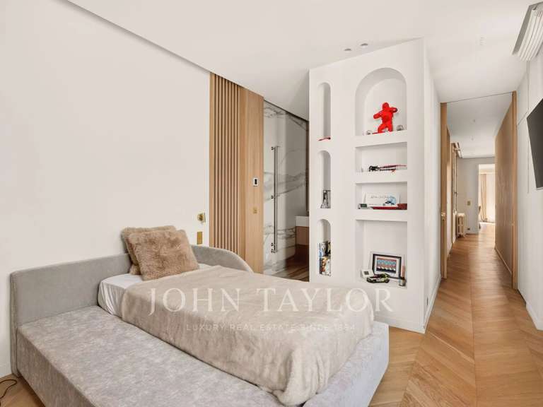 Appartement Paris 7e - 3 chambres - 190m²