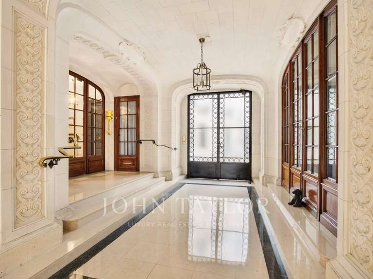 Appartement Paris 7e - 3 chambres - 190m²