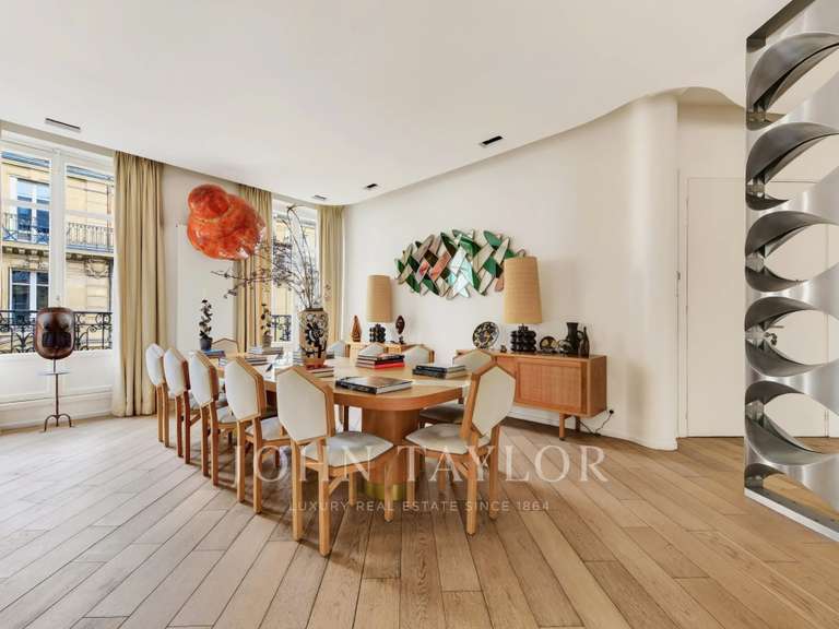 Appartement Paris 17e - 3 chambres - 240m²