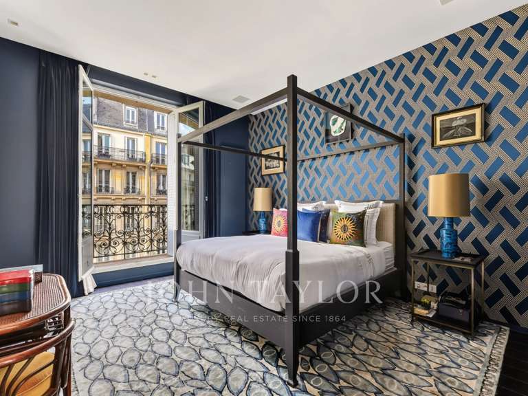 Appartement Paris 17e - 3 chambres - 240m²