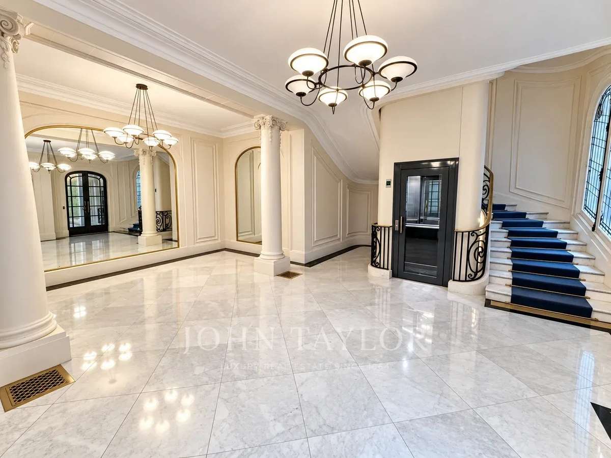 Apartment Paris 16e