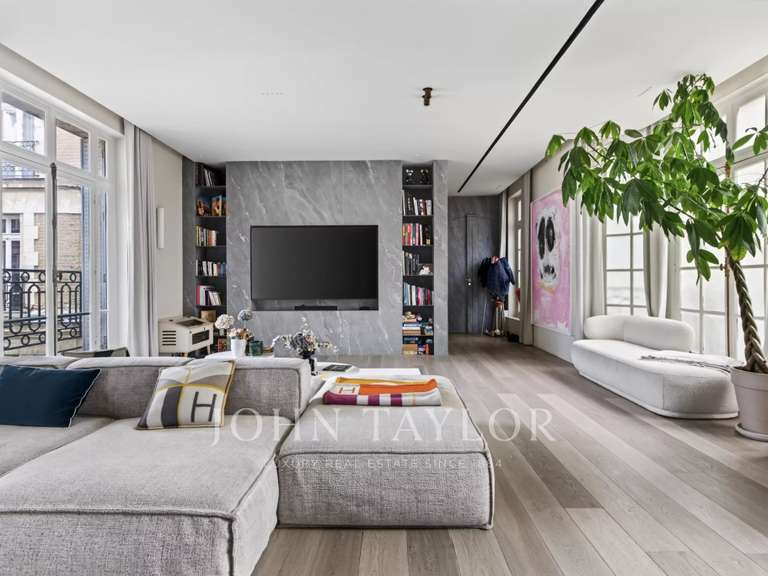 Appartement Paris 16e - 4 chambres - 157m²