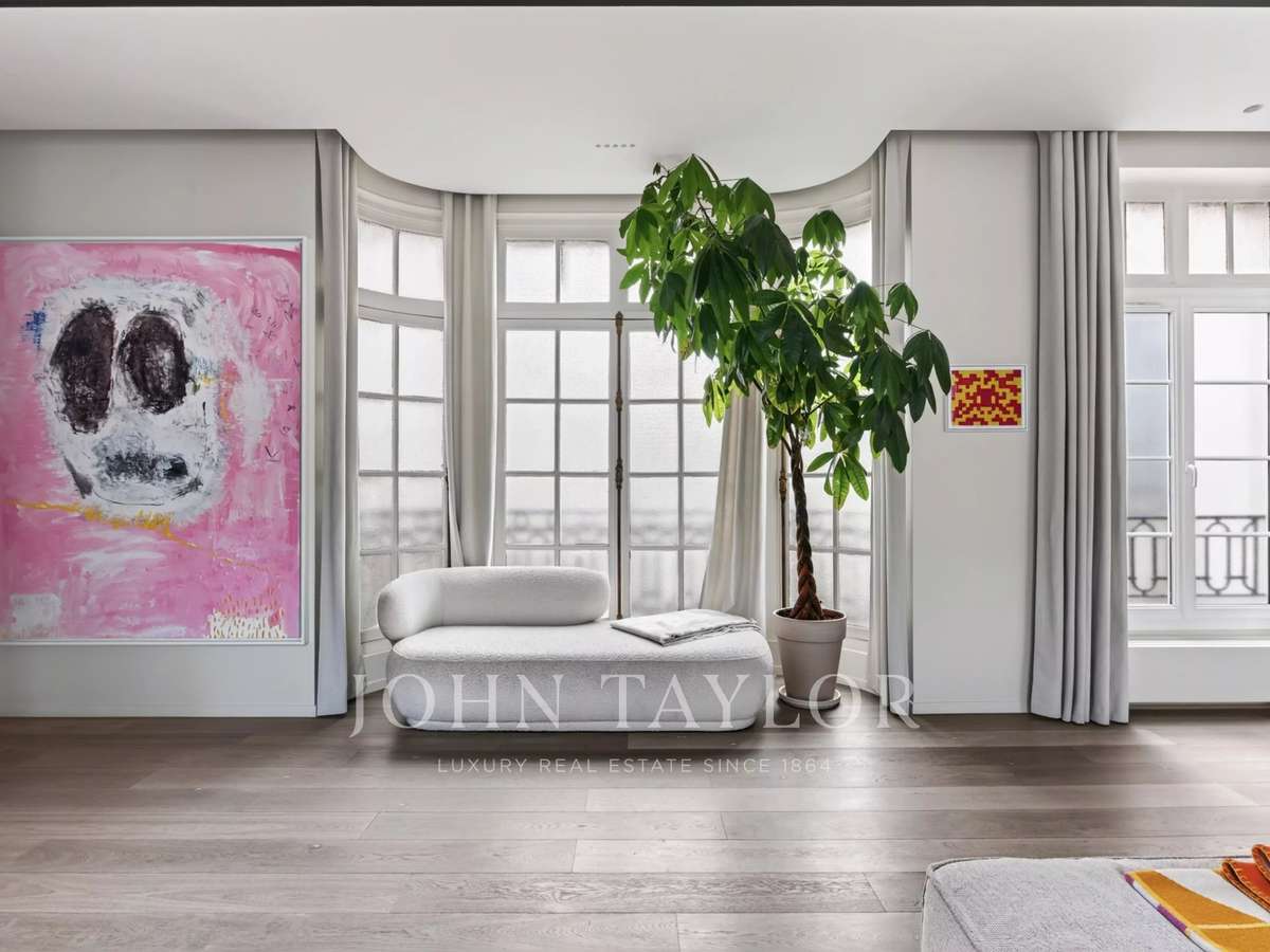 Apartment Paris 16e