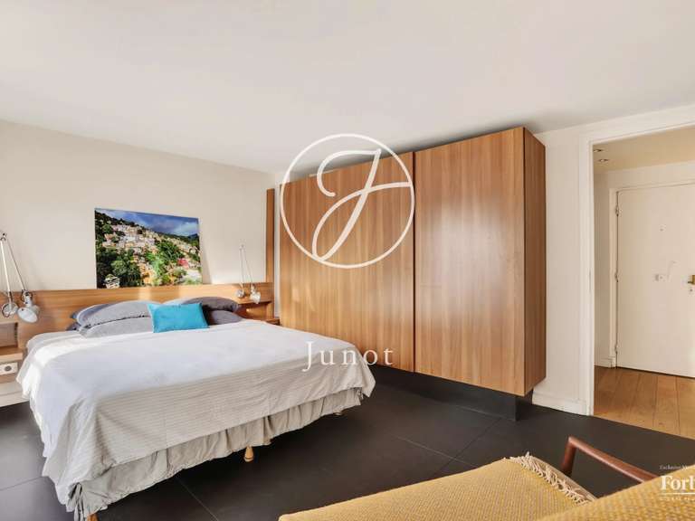 Appartement Paris 10e - 1 chambre - 76m²