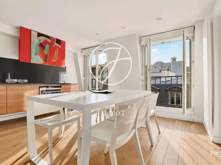Appartement Paris 10e - 1 chambre - 76m²