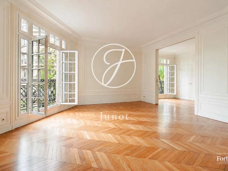 Appartement Paris 16e - 4 chambres - 156m²