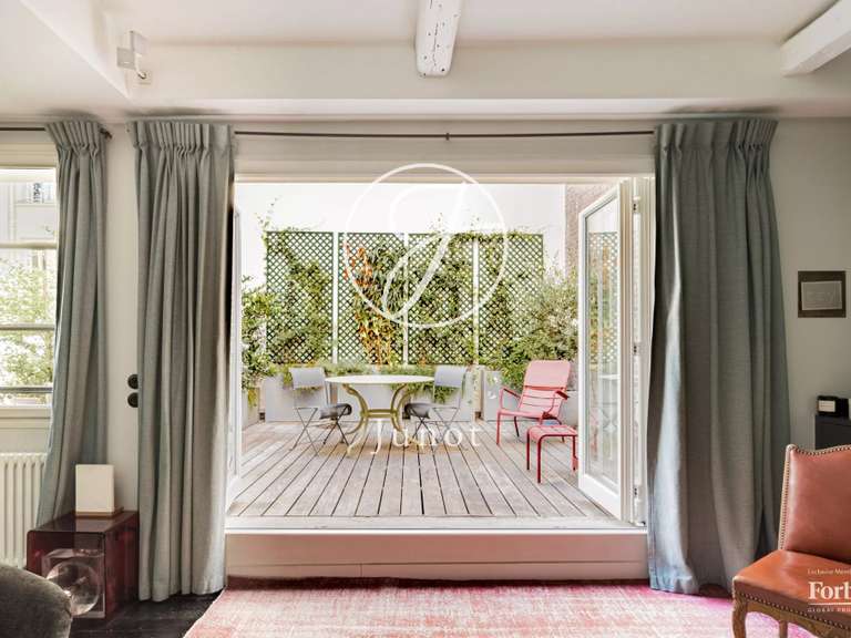 Appartement Paris 9e - 3 chambres - 131m²