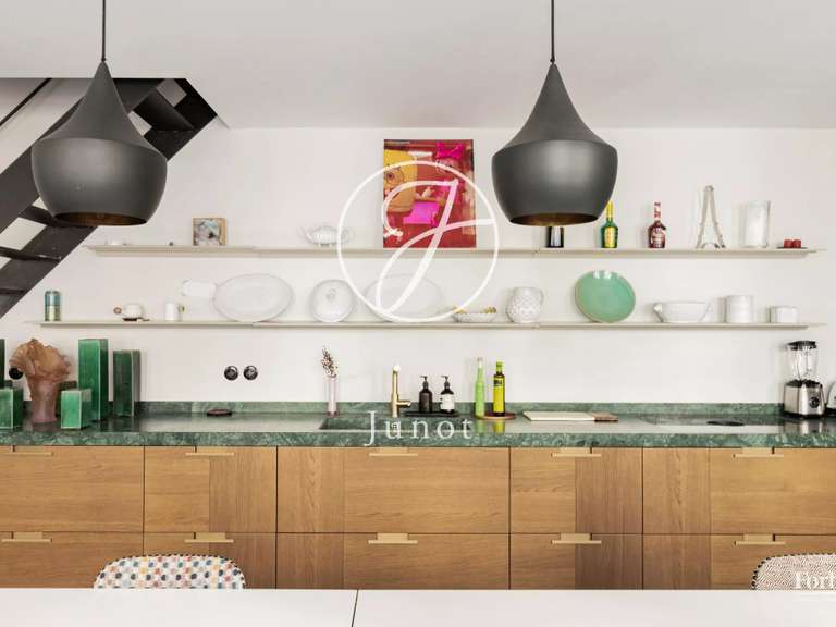 Appartement Paris 9e - 3 chambres - 131m²