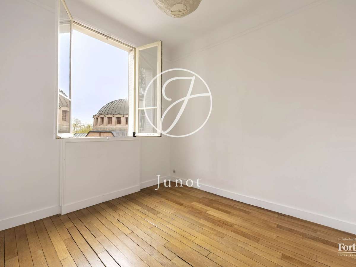 Apartment Paris 17e