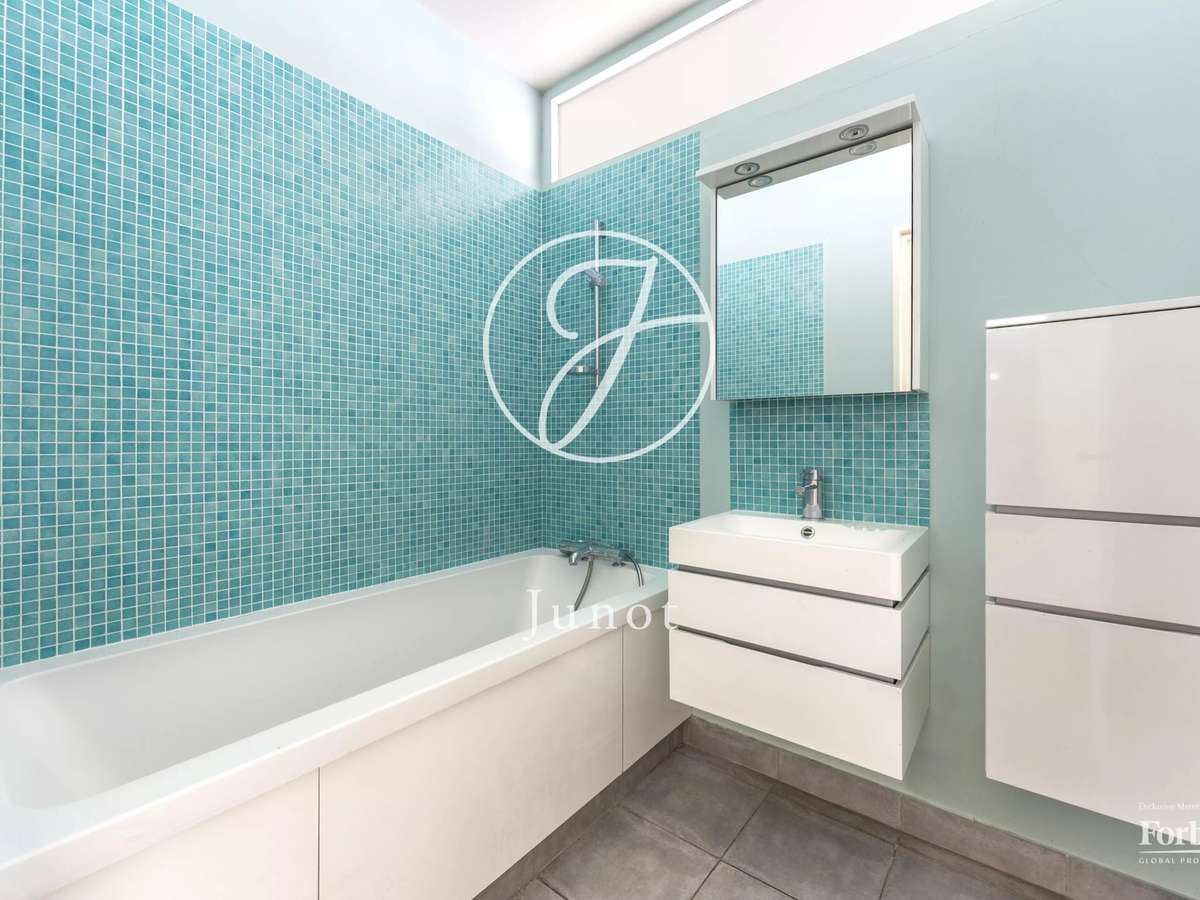 Apartment Paris 17e
