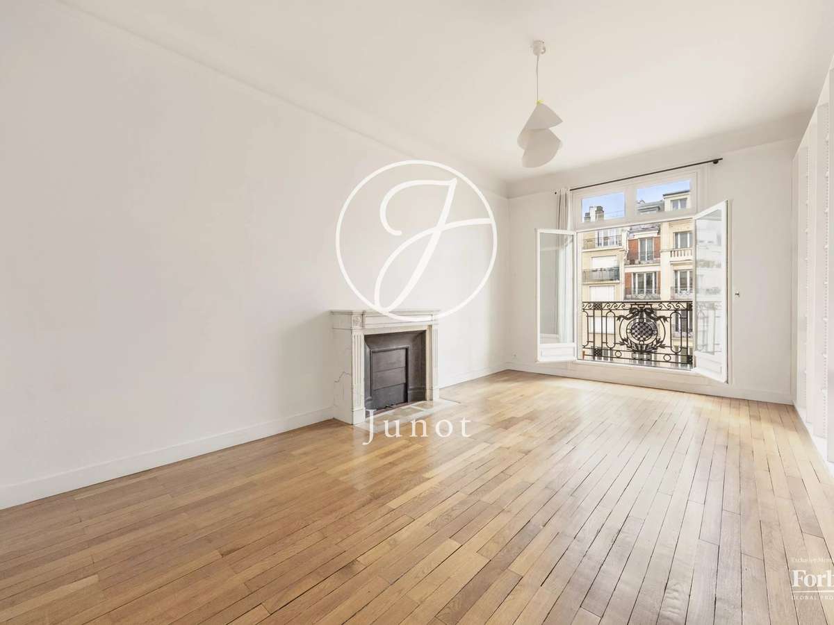 Apartment Paris 17e