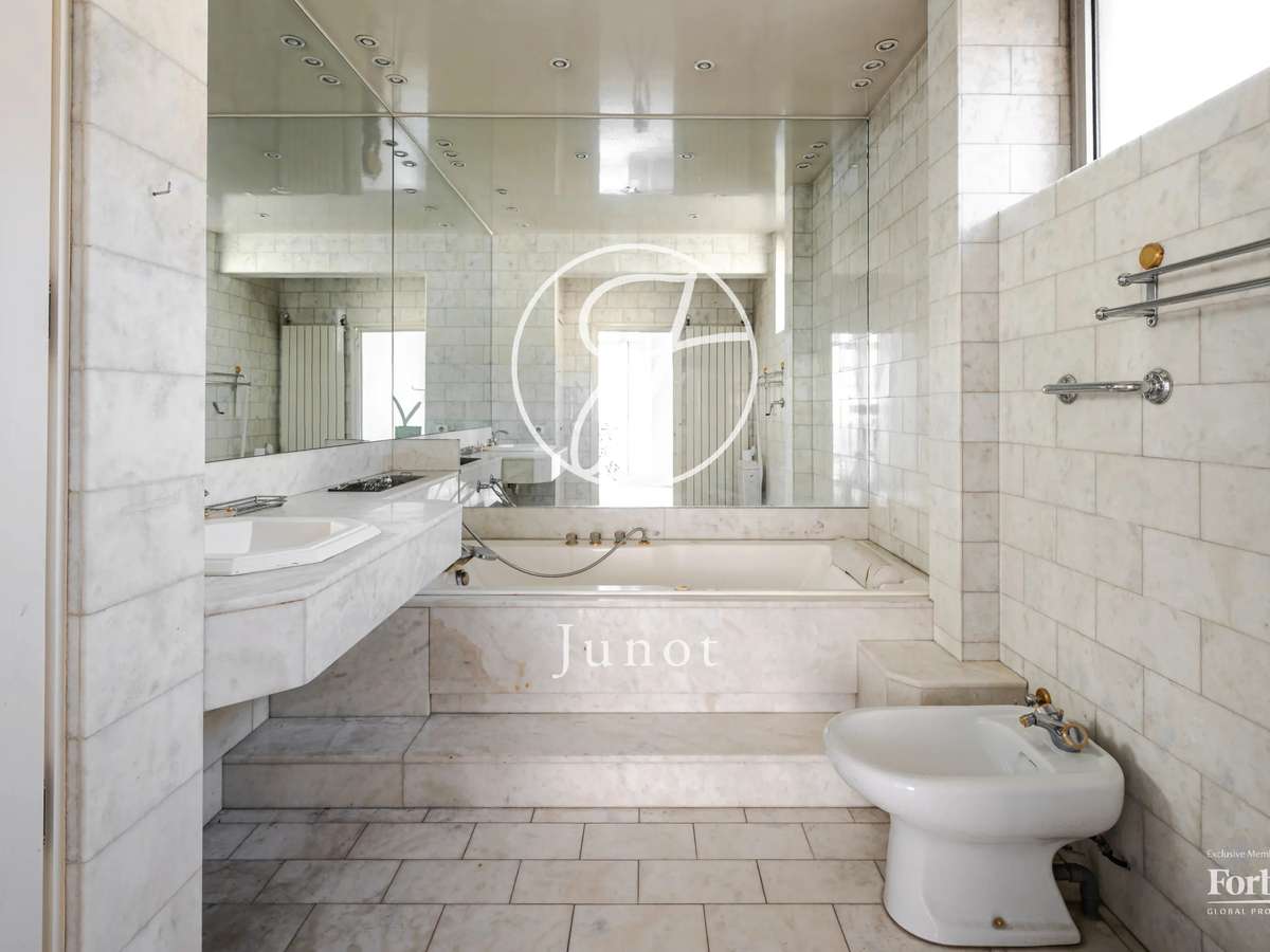 Apartment Paris 17e