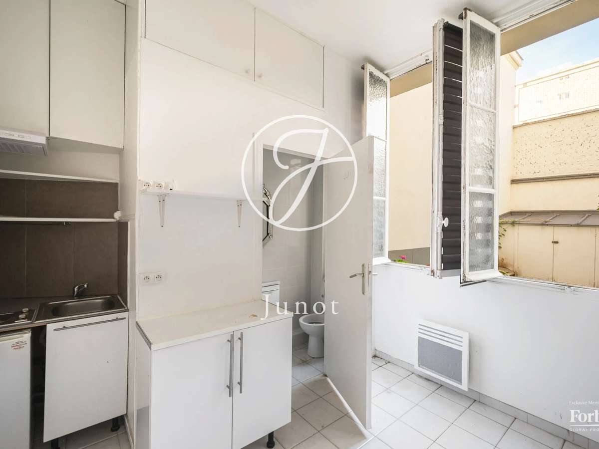 Apartment Paris 17e