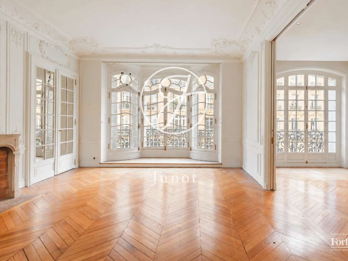 Apartment Paris 17e