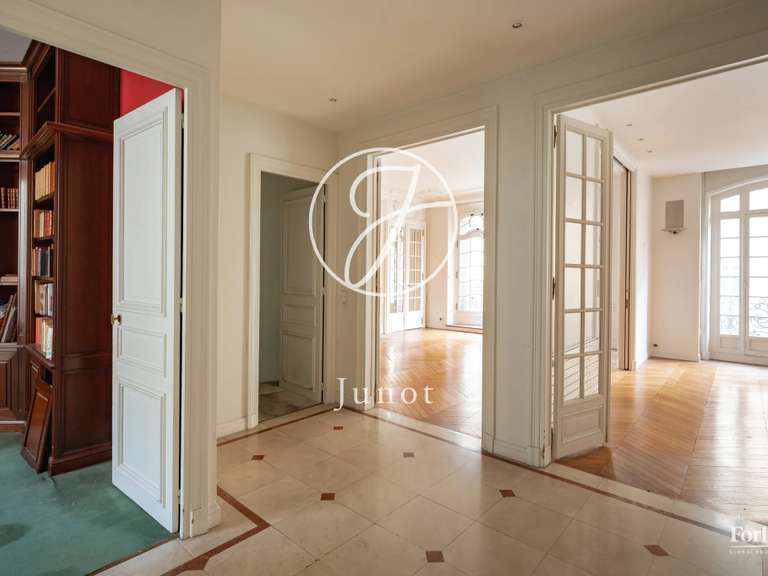 Apartment Paris 17e - 3 bedrooms - 166m²
